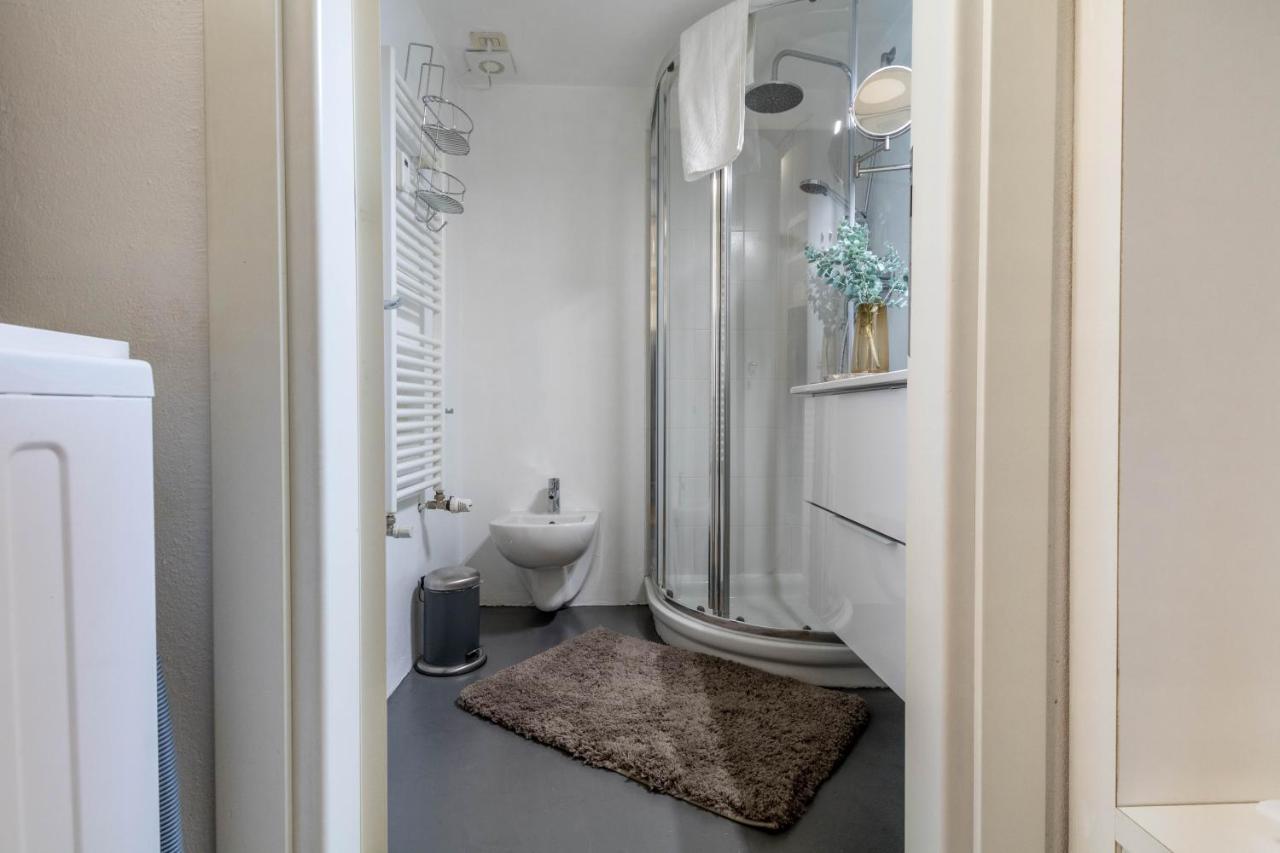 Joivy Modern Studio Near City Centre Apartment Milan Exterior photo